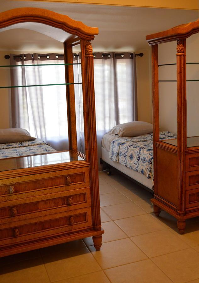 The Lahaina Beach House Hostel Kültér fotó